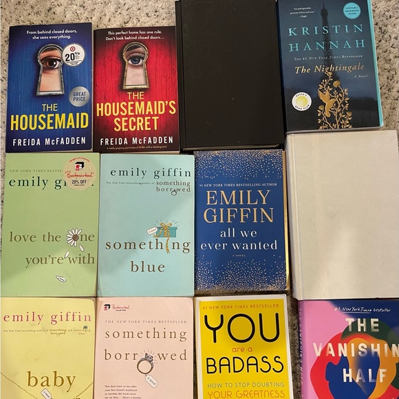 Books - Picture 6 of 6